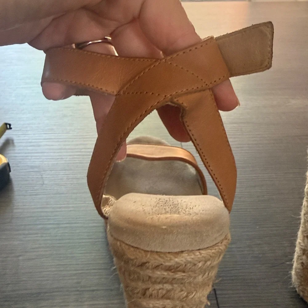 Michael Kors Camel Leather Espadrille Wedge Sandals G Buckle Ankle Strap Size 8